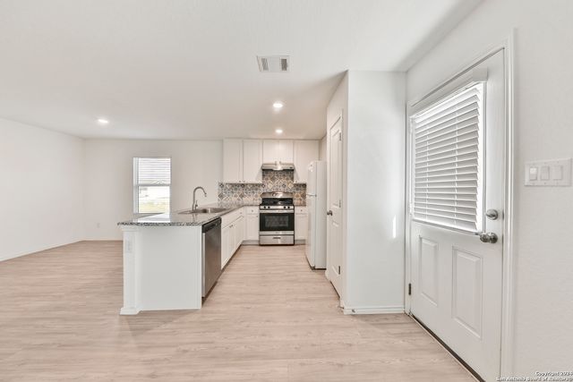 10626 MCCLINTOCK DR, Converse, TX 78109