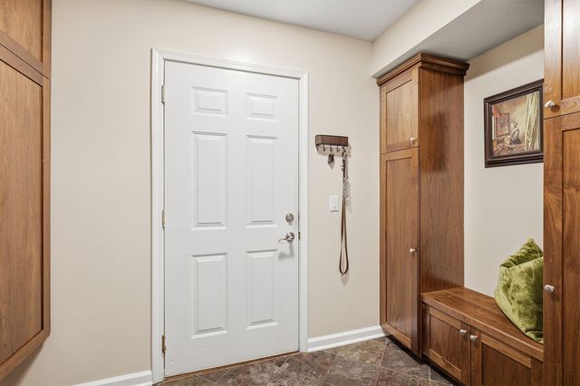 7181 W 192nd Avenue, Eden Prairie, MN 55346