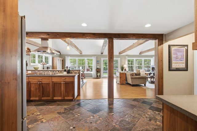 7181 W 192nd Avenue, Eden Prairie, MN 55346