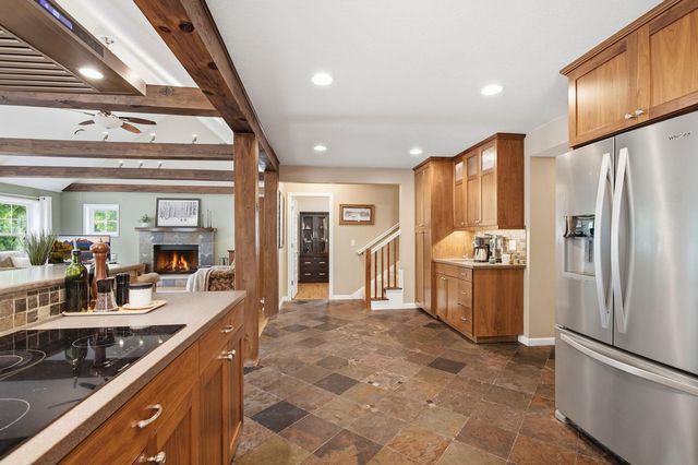 7181 W 192nd Avenue, Eden Prairie, MN 55346