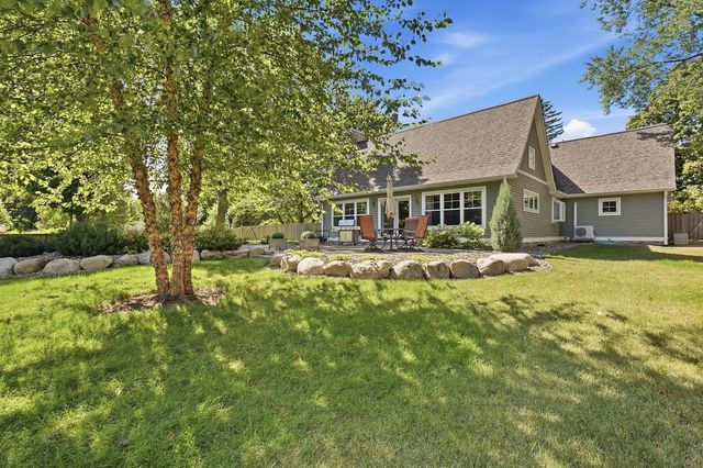 7181 W 192nd Avenue, Eden Prairie, MN 55346