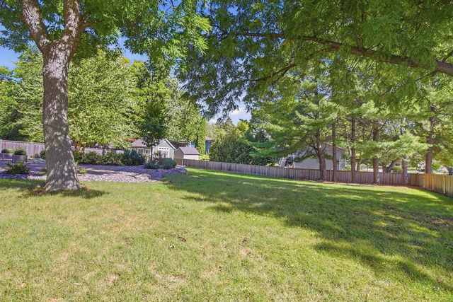 7181 W 192nd Avenue, Eden Prairie, MN 55346