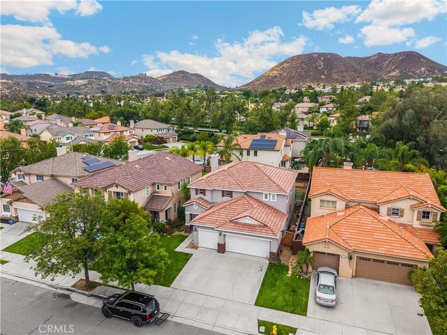 32509 Sprucewood, Lake Elsinore, CA 92532