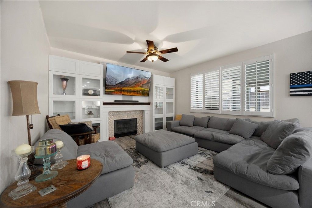 Image 5 of property listing at 32509 Sprucewood, Lake Elsinore, CA 92532