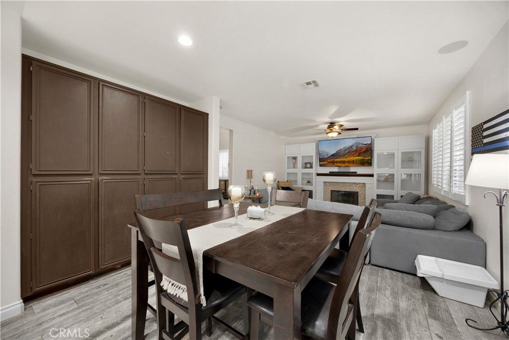 Image 7 of property listing at 32509 Sprucewood, Lake Elsinore, CA 92532