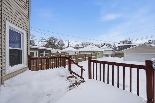 747 Tacoma Avenue, Buffalo, NY 14216