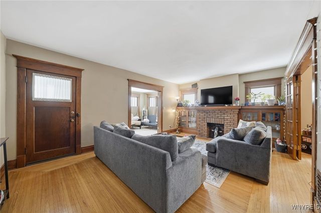 747 Tacoma Avenue, Buffalo, NY 14216