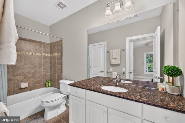 20882 MCINTOSH PL, Leesburg, VA 20175