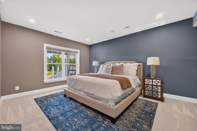 20882 MCINTOSH PL, Leesburg, VA 20175