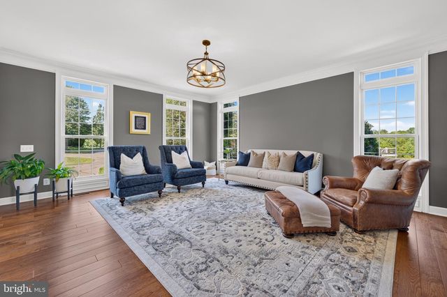 20882 MCINTOSH PL, Leesburg, VA 20175