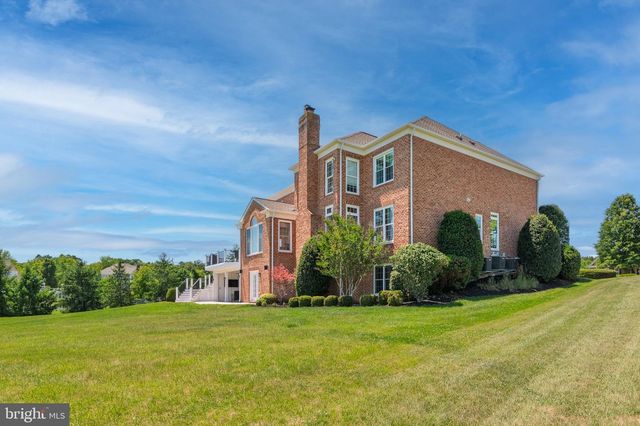 20882 MCINTOSH PL, Leesburg, VA 20175