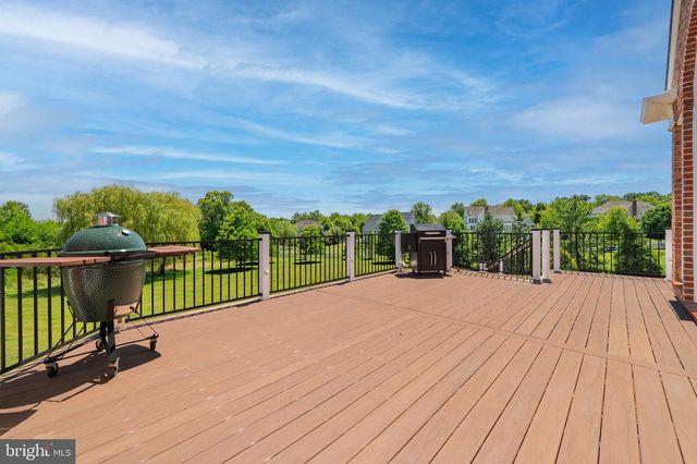 20882 MCINTOSH PL, Leesburg, VA 20175