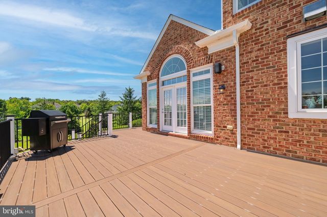 20882 MCINTOSH PL, Leesburg, VA 20175