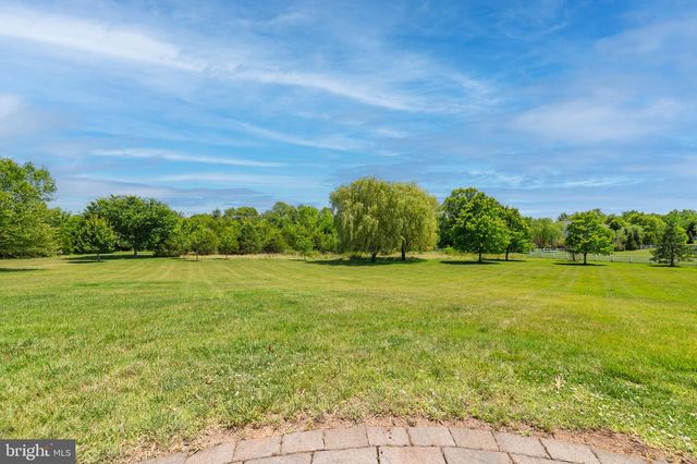 20882 MCINTOSH PL, Leesburg, VA 20175