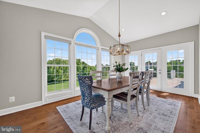 20882 MCINTOSH PL, Leesburg, VA 20175