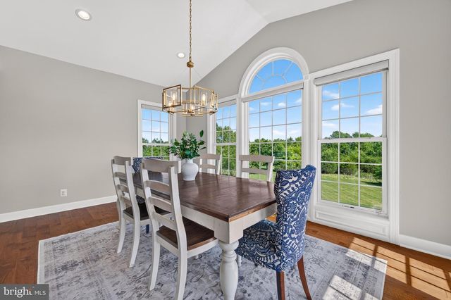 20882 MCINTOSH PL, Leesburg, VA 20175