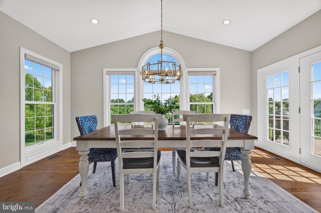 20882 MCINTOSH PL, Leesburg, VA 20175