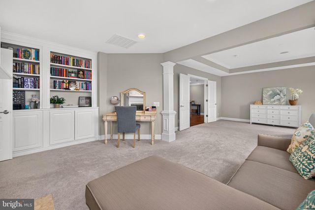 20882 MCINTOSH PL, Leesburg, VA 20175