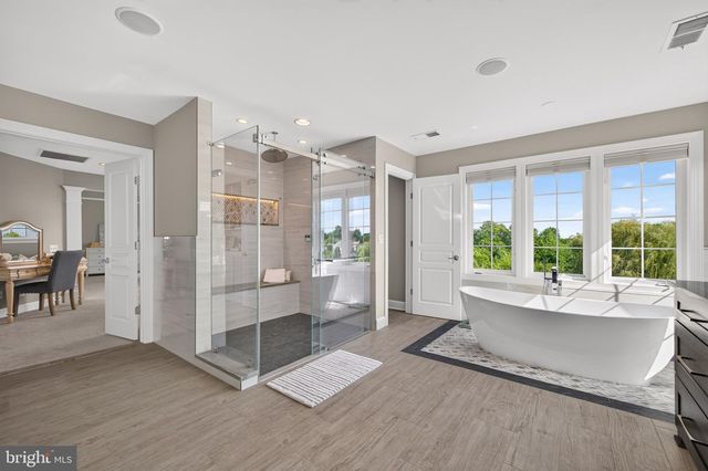 20882 MCINTOSH PL, Leesburg, VA 20175