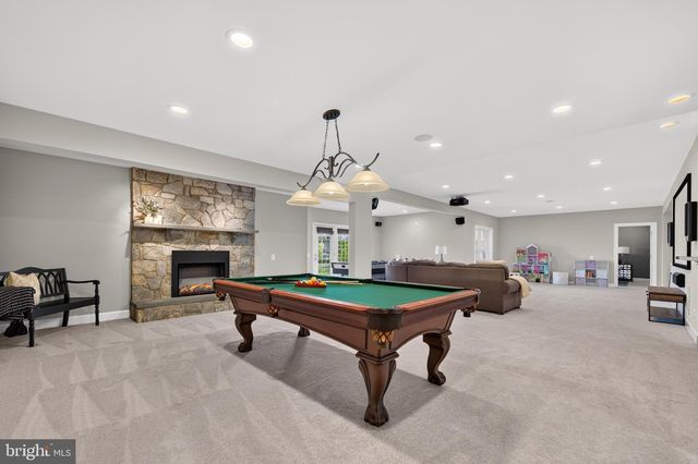 20882 MCINTOSH PL, Leesburg, VA 20175