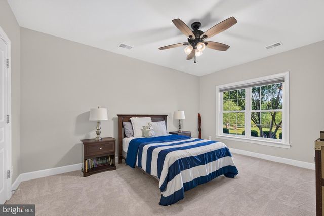20882 MCINTOSH PL, Leesburg, VA 20175