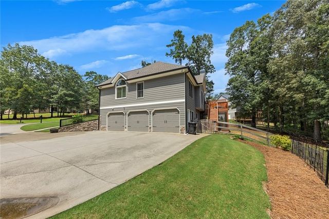 302 Amberleigh Court, White, GA 30184