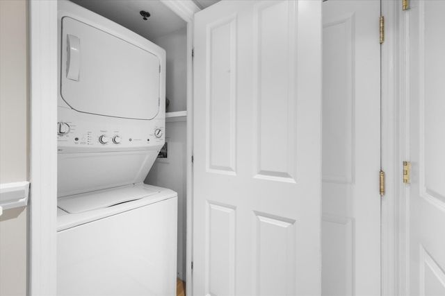 10 Charlesgate E 502, Boston, MA 02215