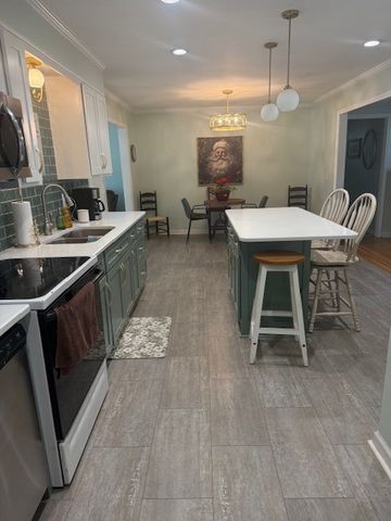 100 Hull Ln, Hendersonville, TN 37075