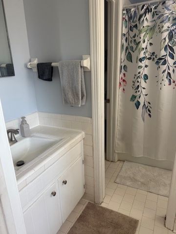 100 Hull Ln, Hendersonville, TN 37075