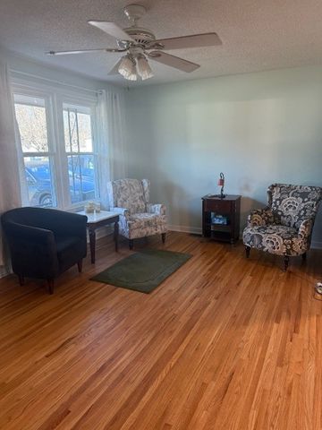 100 Hull Ln, Hendersonville, TN 37075