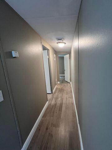 22 J E Brown Dr., Columbia, MS 39429