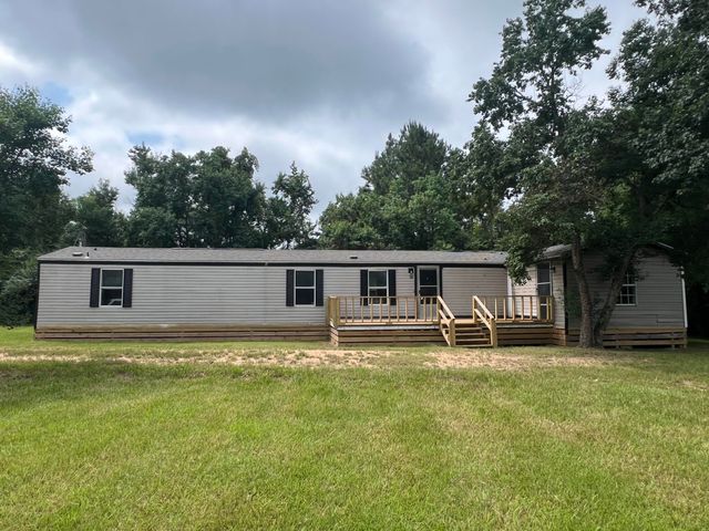 22 J E Brown Dr., Columbia, MS 39429