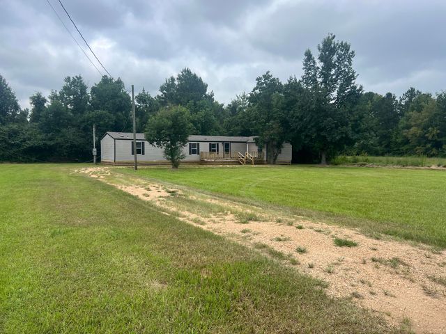 22 J E Brown Dr., Columbia, MS 39429