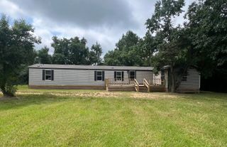 22 J E Brown Dr., Columbia, MS 39429