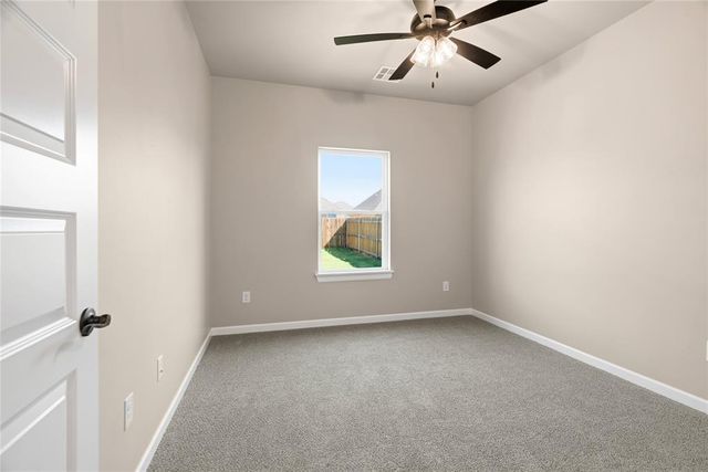 10500 SW 50th Street, Mustang, OK 73064