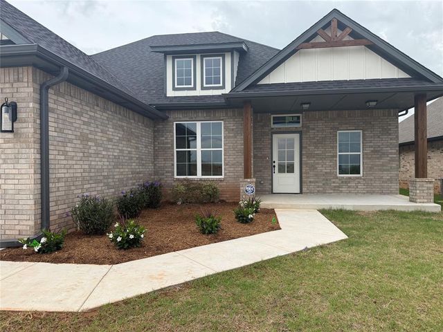 10500 SW 50th Street, Mustang, OK 73064