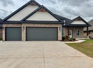 10500 SW 50th Street, Mustang, OK 73064