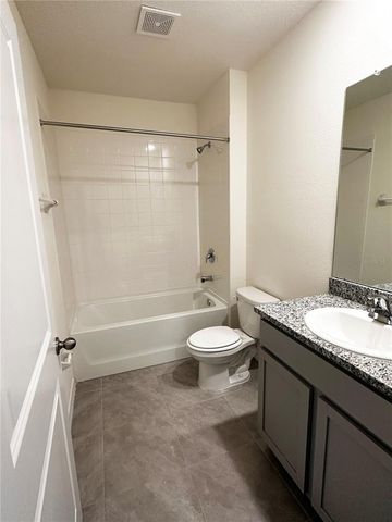 5105 VECCHIO COURT, Bradenton, FL 34211