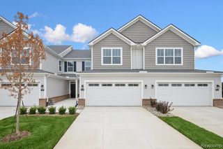 1902 Salt Springs Drive, Saline, MI 48176