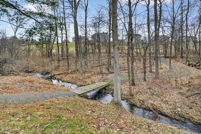 187 Lape Road, North Greenbush, NY 12144