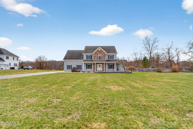 187 Lape Road, North Greenbush, NY 12144