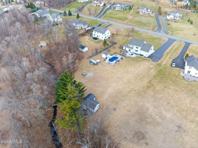 187 Lape Road, North Greenbush, NY 12144