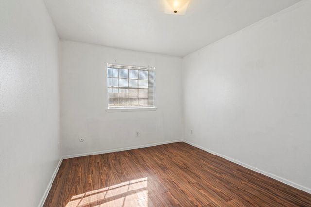 9303 Hammerly Boulevard 1002, Houston, TX 77080