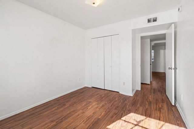 9303 Hammerly Boulevard 1002, Houston, TX 77080