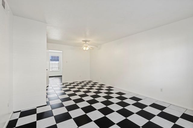 9303 Hammerly Boulevard 1002, Houston, TX 77080