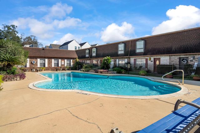 9303 Hammerly Boulevard 1002, Houston, TX 77080