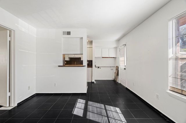 9303 Hammerly Boulevard 1002, Houston, TX 77080