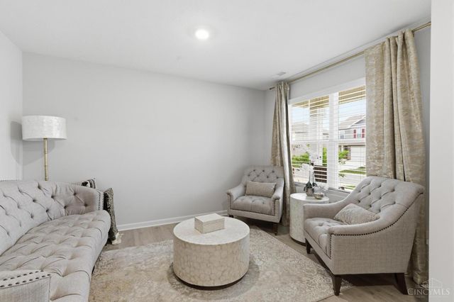 5049 Lakeview Drive, Hamilton Twp, OH 45152