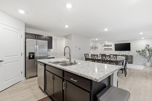 5049 Lakeview Drive, Hamilton Twp, OH 45152