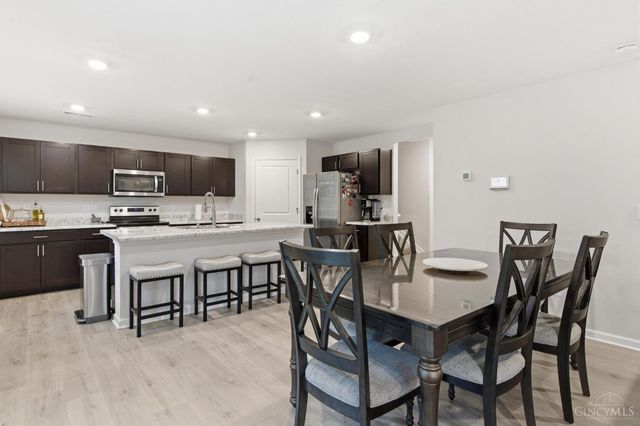 5049 Lakeview Drive, Hamilton Twp, OH 45152